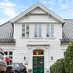 Experience Norway's History I With Free Parking Apartment *
